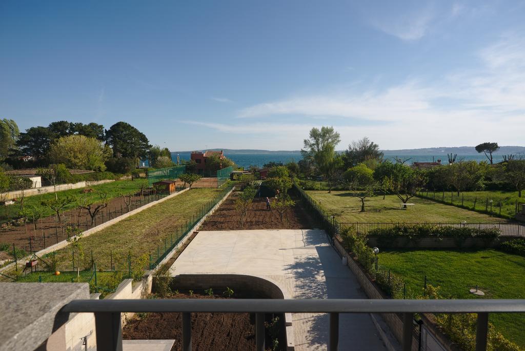 Casa Vacanze I Melograni Trevignano Romano Quarto foto